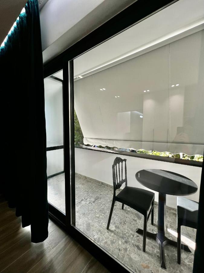 Deluxe Apartment Bllok Tirana Exterior photo